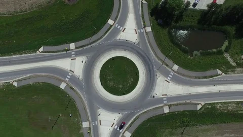 Roundabout Aerial Stockbeeldmateriaal 83127546