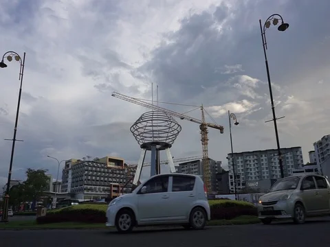 Roundabout Video stock 121653780