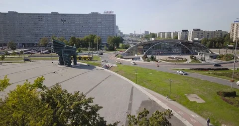 Roundabout in Katowice Jerzy Zi?tek. Monument of Silesian Insurgents Stock Footage 121362071