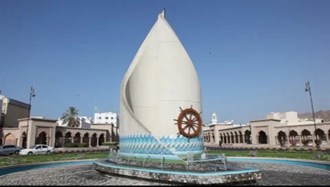 Roundabout in Muscat, Oman Stockbeeldmateriaal 7899099