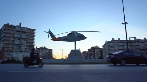 Roundabout Spanish aviation Vídeos de archivo 102677287