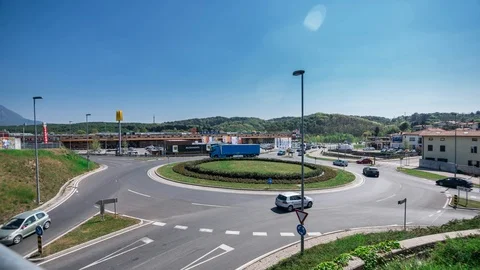 Roundabout timelapse 库存影片 93141244