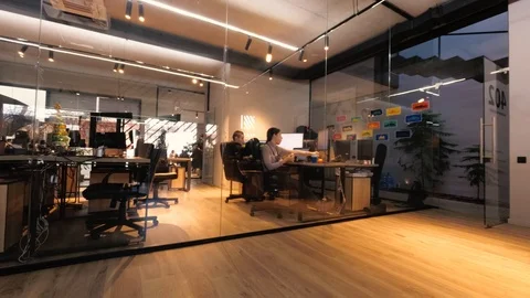 The routine of an ordinary modern office time lapse 스톡 동영상 124556557