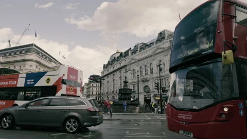 Routmaster in Piccadilly Circus. Stock Footage 197030831