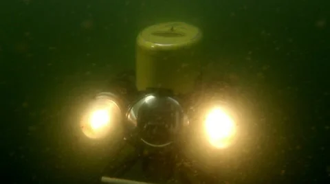 ROV unit coming close under water Vidéo 11845978