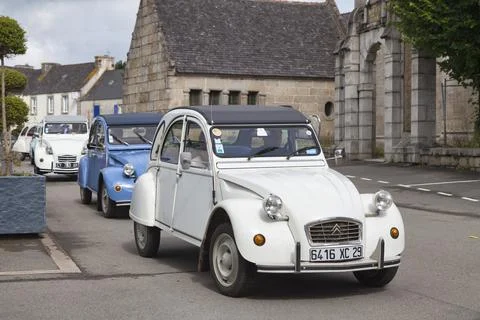Row of Citron 2CV Stock Photos