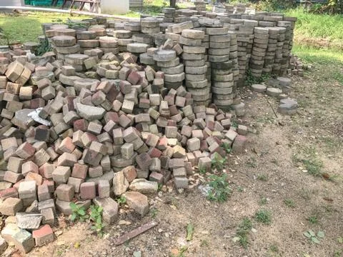 Row stack of warm brick in construction site Stockfoto's