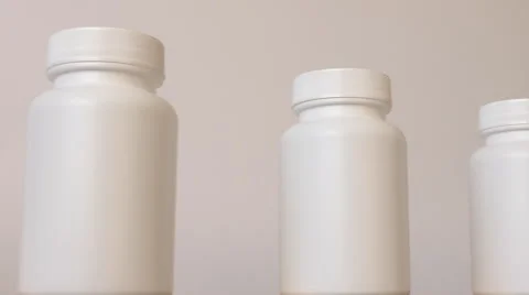 Row of white clean containers Vídeos de archivo 45342199