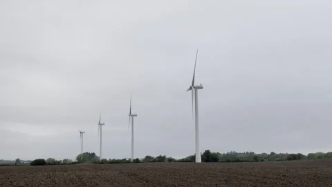 Row of working wind turbines Stock-Footage 335589133
