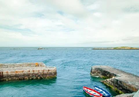 Rowing boat by the ocean Foto stock