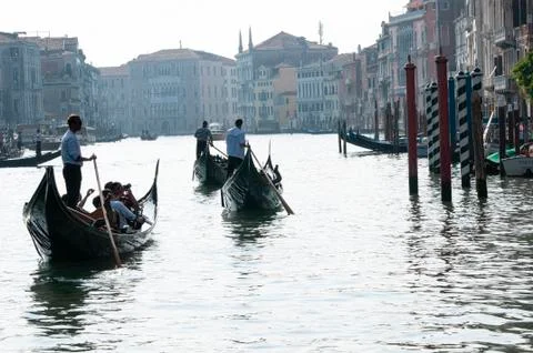 Rowing in the canals of Venice Fotos de archivo