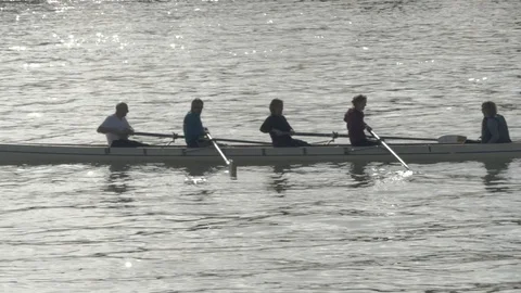 Rowing on river La Seine in Paris 스톡 동영상 87344985