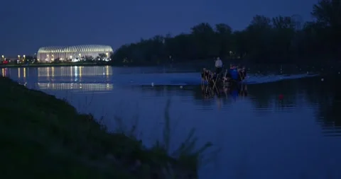 Rowing team training at night 스톡 동영상 332511447