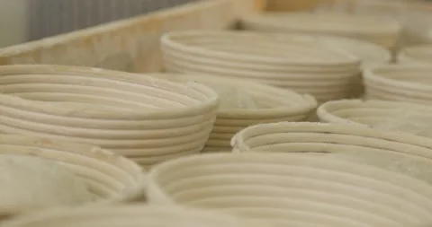 Rows of Proofing Baskets With Dough in a Bakery Vídeo Stock 340260685