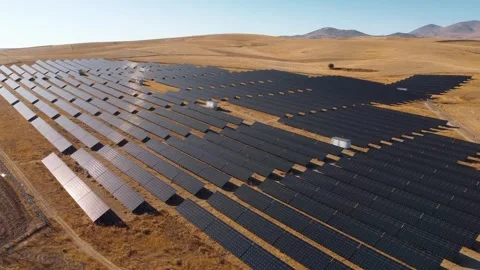 Rows of solar panels from bird's eye view. Photovoltaic panels Video stock 252644796