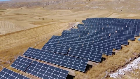 Rows of solar panels from bird's eye view. Photovoltaic panels 스톡 동영상 252654023