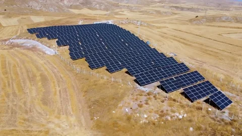 Rows of solar panels from bird's eye view. Photovoltaic panels 스톡 동영상 252654544