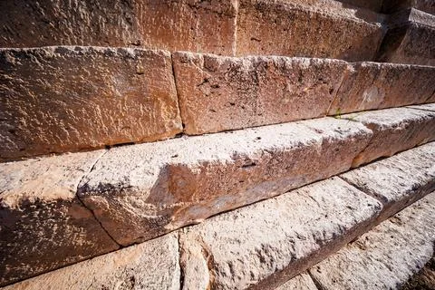 Rows of Weathered Stone Blocks Foto stock
