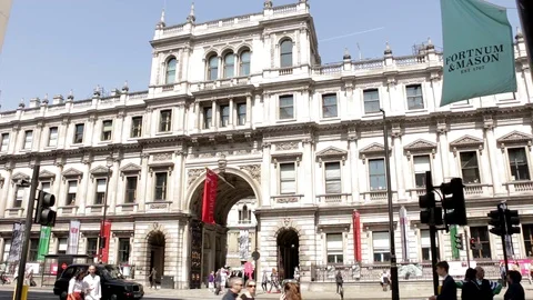 Royal Academy of Arts 2 Vidéo 90511302