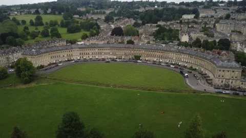 Royal Crescent, Bath, UK (Downwards Pedestal Shot) Stock Footage 157160067