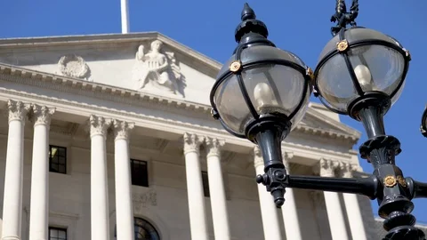 Royal Exchange, London; focus shift Stock Footage 101810881