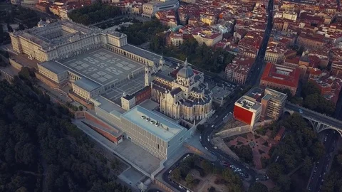 Royal palace in madrid Stock Footage 79731694