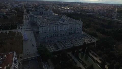 The Royal Palace in Madrid Stock Footage 121009861