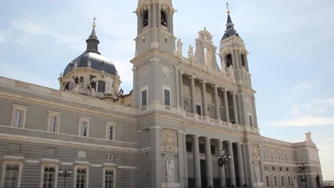 Royal palace of Madrid Stock Footage 136578630
