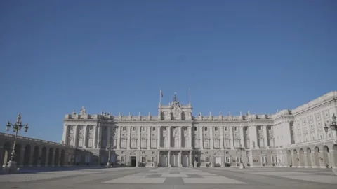 ROYAL PALACE IN MADRID Stock Footage 162884959