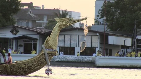 Royal Thai Barge Procession rehersal Stockbeeldmateriaal 69717801