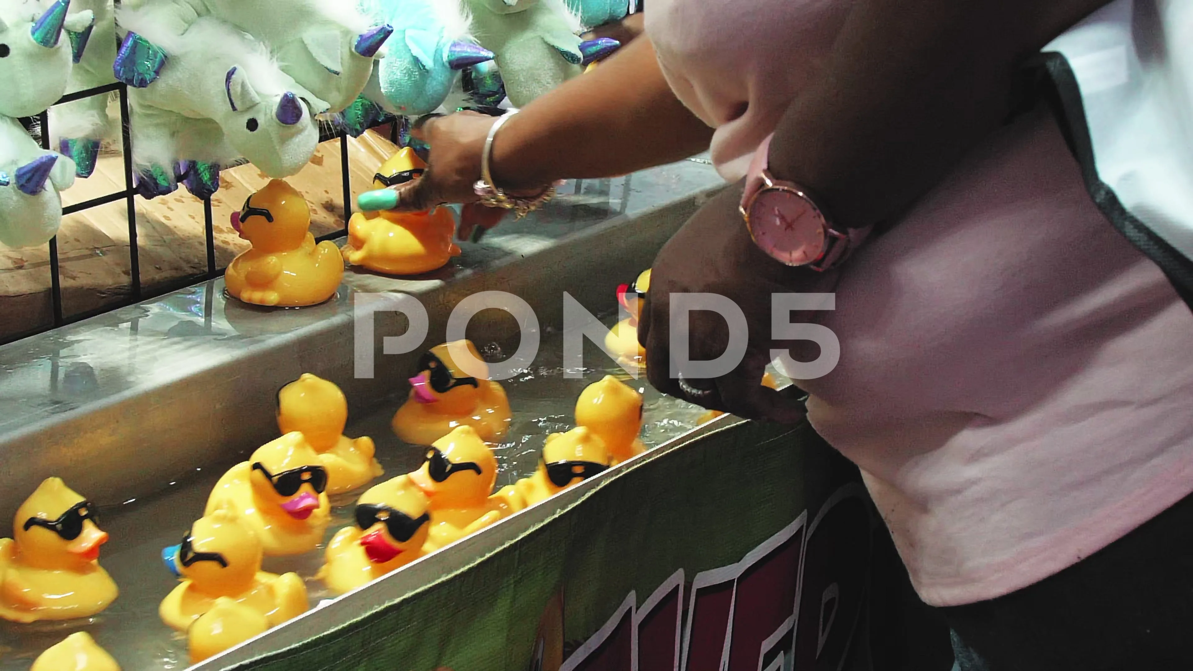 Rubber Duck Carnival Game Mother And Son, Stock Video