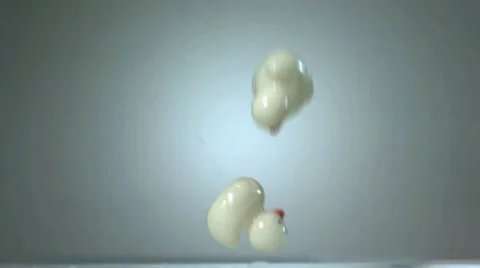Rubber ducks fall in slow motion. Stock-Footage 11612187