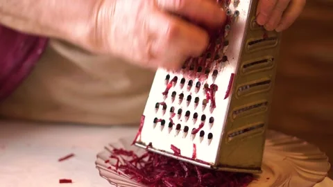 Rubbing beets Stock-Footage 103133305