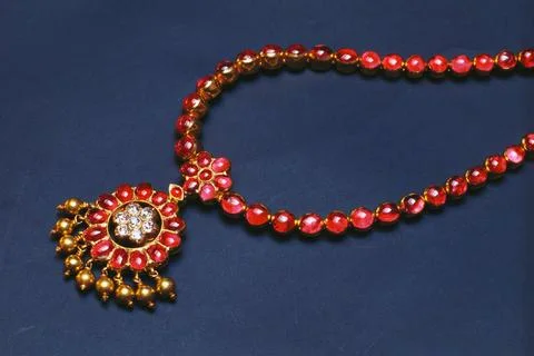Ruby necklace 100 years old, Chettinad, Tamil Nadu, India Copyright: xMxAm... 库存照片