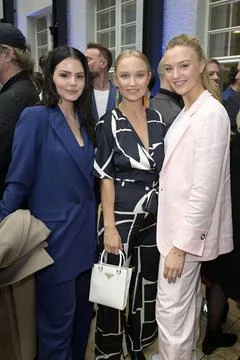 Ruby O. Fee, Caro Cult und Lilly Krug beim Empfang der bayerischen Filmför.. Foto stock