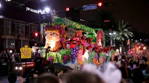 Ruby Vintage in Mardi gras parade Vidéo 10819119