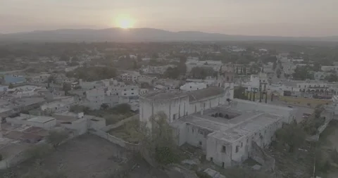 "Rugged Beauty: Capturing Isolation and Light in the Valley Terrain" Stock Footage 322128017