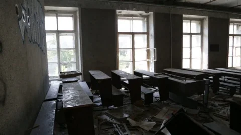 Ruined class in the building Video stock 79868219