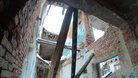 Ruins of an abandoned school Video stock 87172751