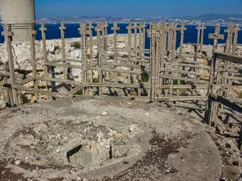 The ruins of the bastion of the Second World War on the island Foto stock