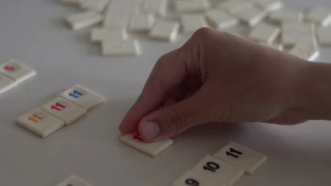 Rummy Cube gaming process 스톡 동영상 133569755