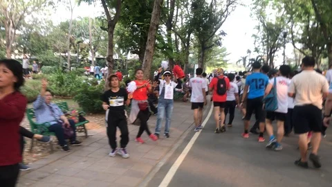 Run Against Dictatorship (วิ่งไล่ลุง) Video stock 122715640