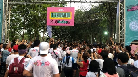 Run Against Dictatorship (วิ่งไล่ลุง) Video stock 122718363