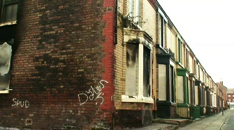 Run down derelict housing 2 Video stock 606941