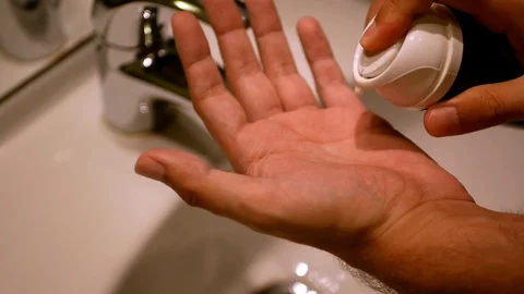 Run out of the shaving foam Stock Footage 91571422