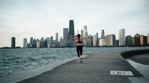 Runner athlete doing exersises at seaside Stock-Footage 67601904