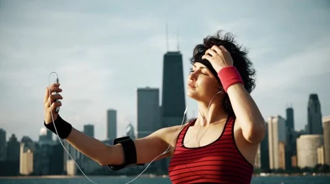 Runner athlete doing a selfie Stock-Footage 67601702