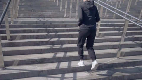 Runner athlete running on stairs Video stock 91329883
