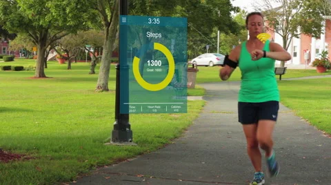 Runner Checking Fitness App on Smart Watch with Graphics Vidéo 54419022