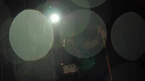 Runner night rain terril mountain 動画素材 101646786